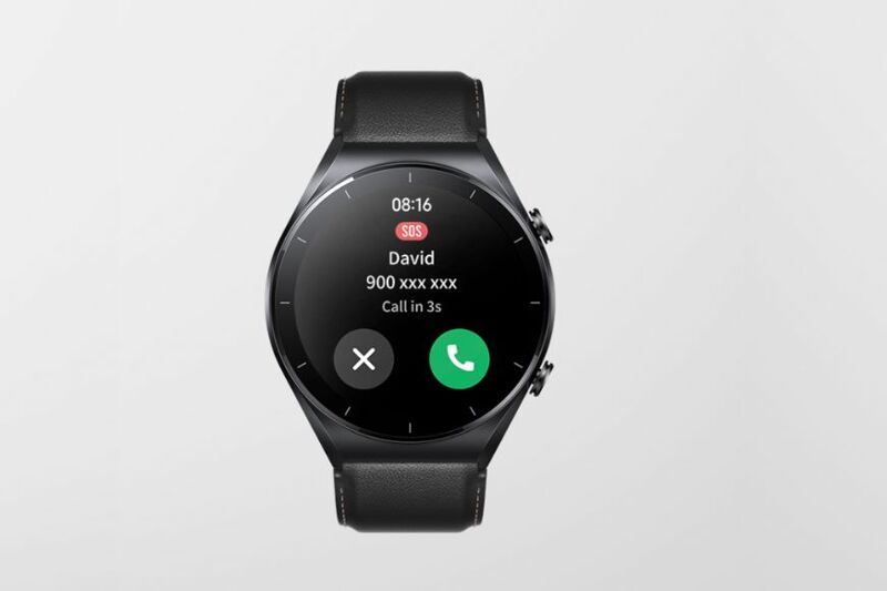 Man sieht einen eingehenden Anruf auf der Xiaomi Watch S1.